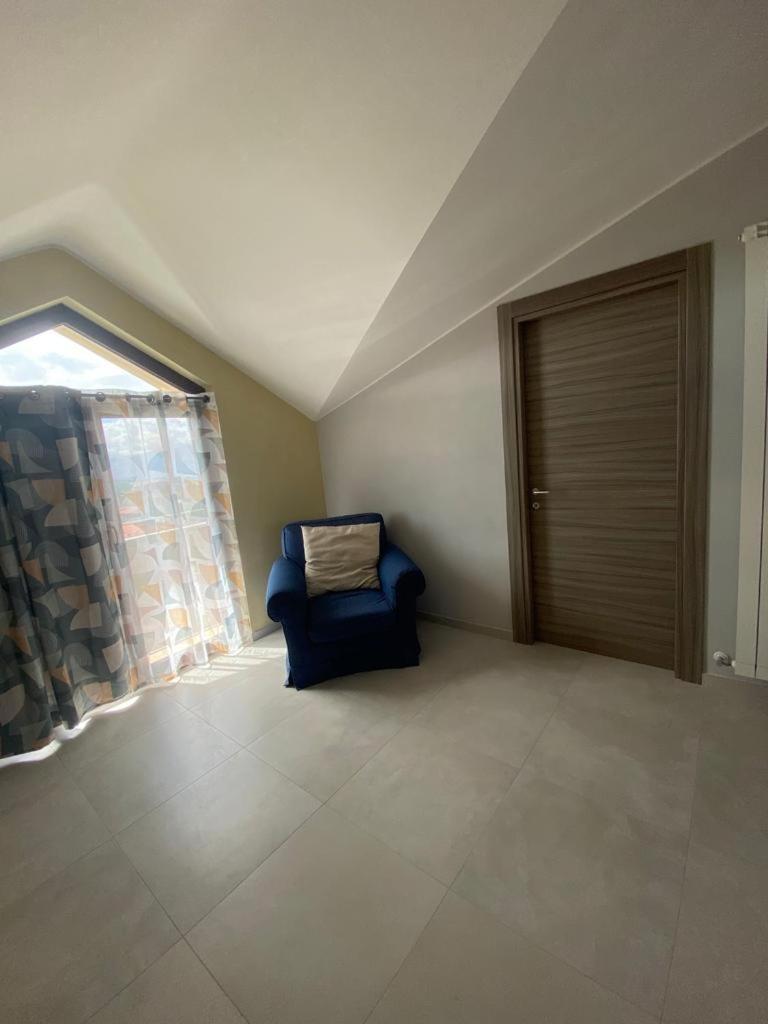 Appartement La Dimora Dei Sanniti à Busso Chambre photo