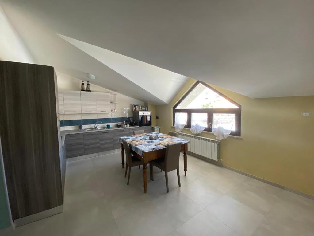 Appartement La Dimora Dei Sanniti à Busso Chambre photo