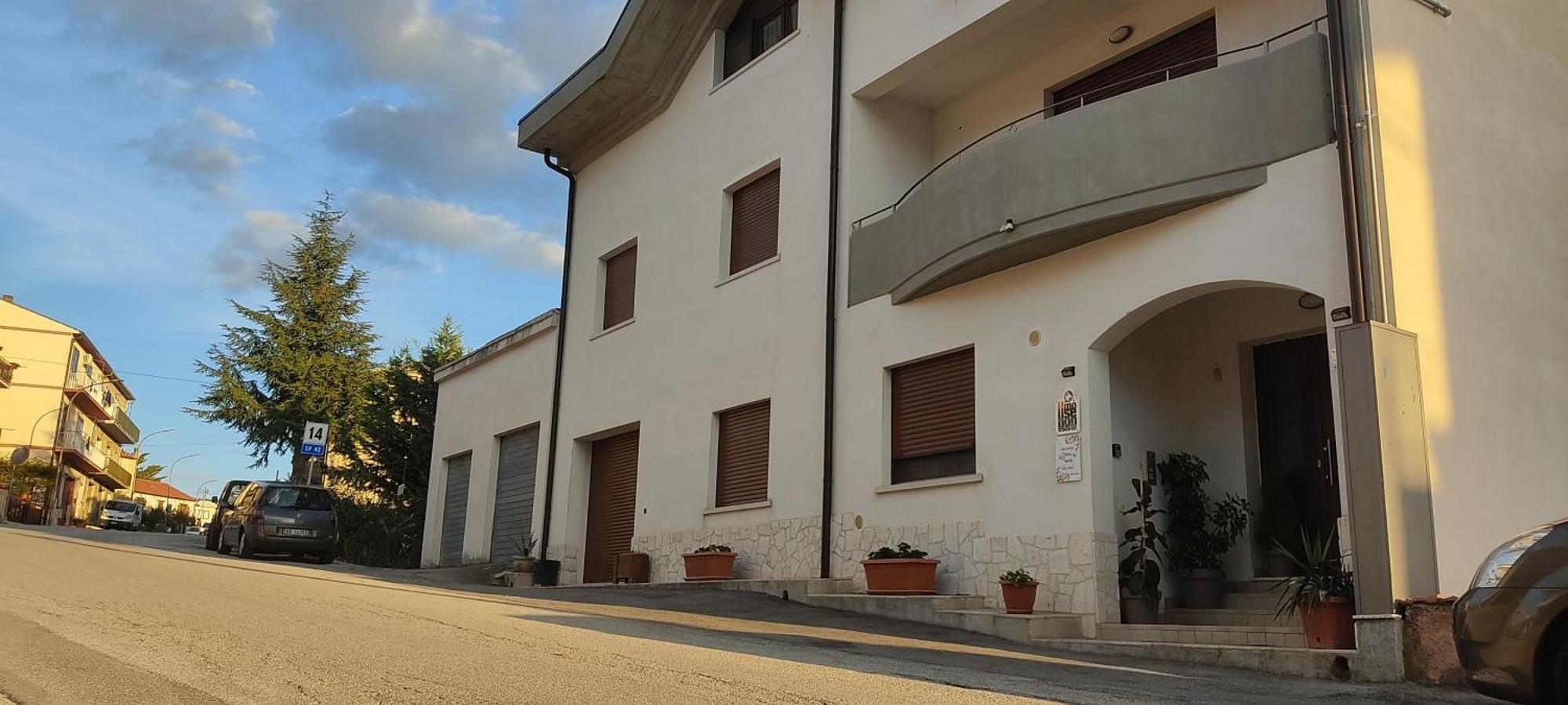 Appartement La Dimora Dei Sanniti à Busso Extérieur photo